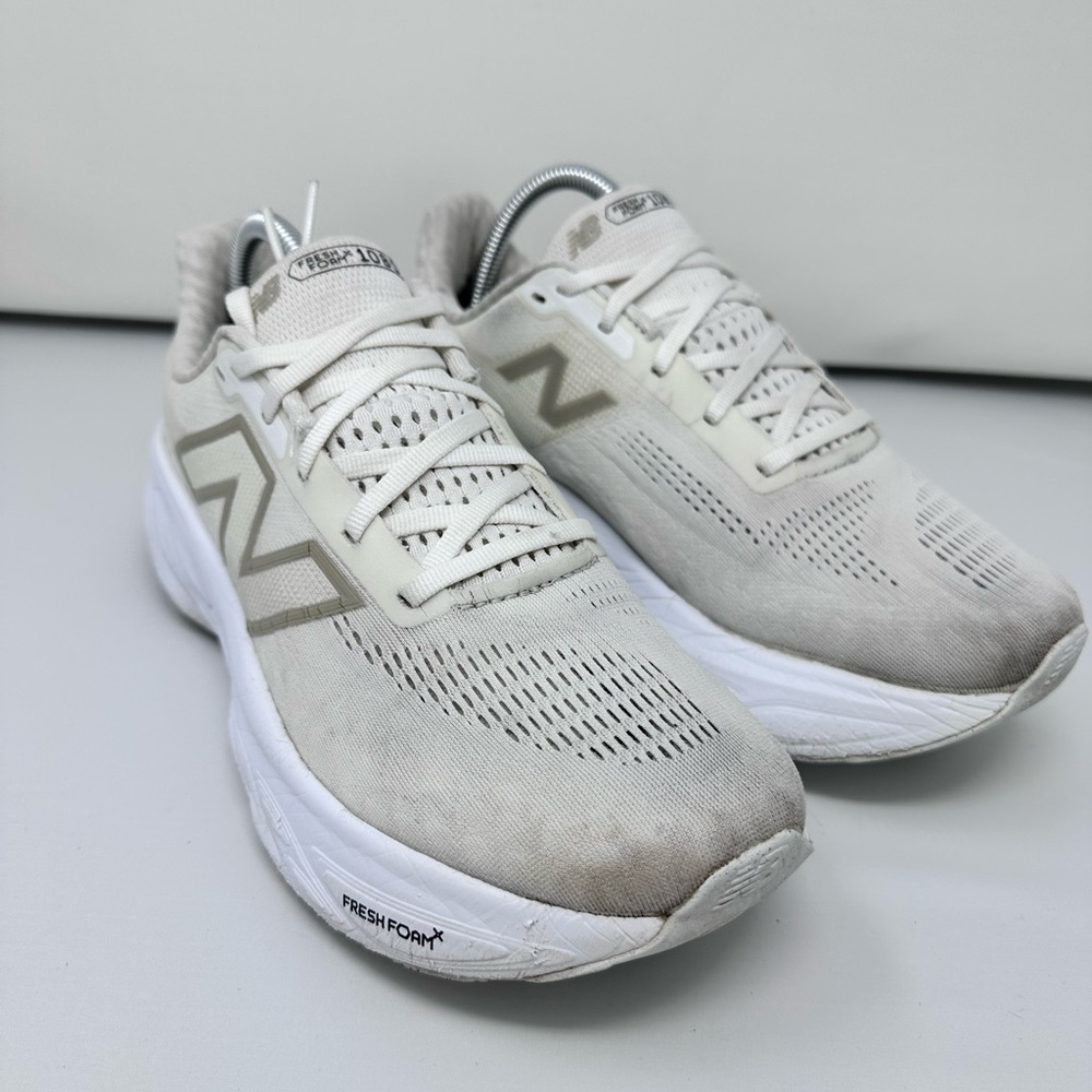 New Balance women’s Cream and Gray Athletic Shoes - Picture 1 of 11